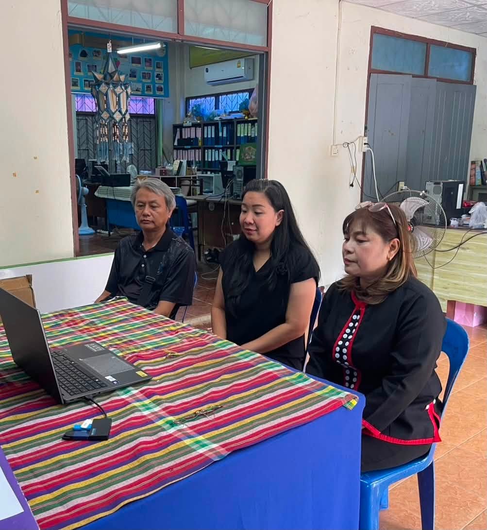 สำนักงานพัฒนาชุมชนอำเภอเมืองสกลนคร: ร่วมรับฟังการประชุมกรมการพัฒนาชุมชน ครั้งที่ 7/2569