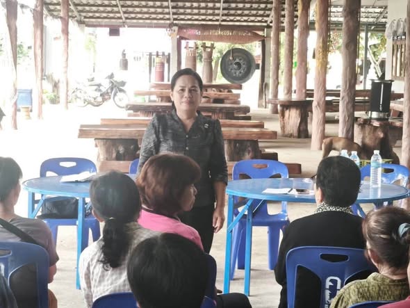 สำนักงานพัฒนาชุมชนอำเภอเมืองสกลนคร: ดำเนินการโครงการสนับสนุนกิจกรรมตามแผนการขับเคลื่อนการขจัดความยากจน