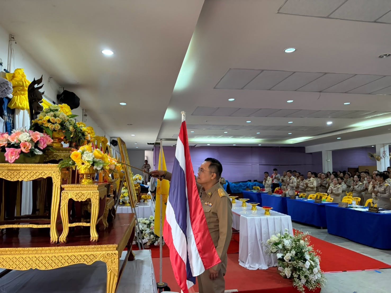 สำนักงานพัฒนาชุมชนอำเภอเมืองสกลนคร: เข้าร่วมประชุมประจำเดือนกำนัน ผู้ใหญ่บ้านและการประชุมหัวหน้าส่วนราชการ อำเภอเมืองสกลนคร ครั้งที่ 9/2569
