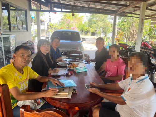 สำนักงานพัฒนาชุมชนอำเภอเมืองสกลนคร: “บริหารจัดการหนี้เกินกำหนดชำระ กองทุนพัฒนาบทบาทสตรี” ในพื้นที่ตำบลงิ้วด่อน อำเภอเมืองสกลนคร จังหวัดสกลนคร