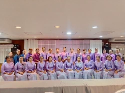 สำนักงานพัฒนาชุมชนอำเภอเมืองสกลนคร: ร่วมประชุมคณะกรรมการพัฒนาสตรีอำเภอเมืองสกลนคร