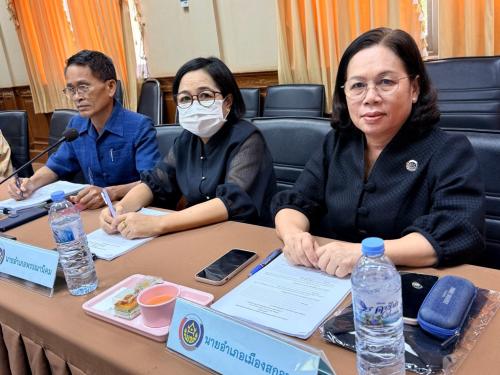 สำนักงานพัฒนาชุมชนอำเภอเมืองสกลนคร: ร่วมประชุมกลไกขับเคลื่อนการพัฒนาเศรษฐกิจฐานรากระดับจังหวัด ครั้งที่ 4/2569