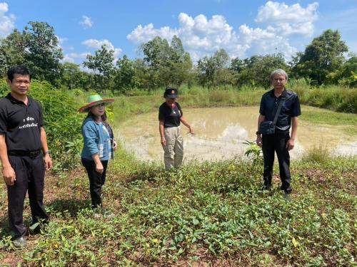 สำนักงานพัฒนาชุมชนอำเภอเมืองสกลนคร: ร่วมติดตาม “โคก หนอง นา สานฝันสู่การเรียนรู้” 