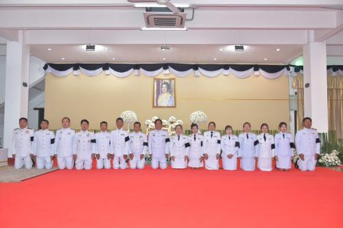 สำนักงานพัฒนาชุมชนอำเภอเมืองสกลนคร: ร่วมพิธีบำเพ็ญพระราชกุศลสวดพระอภิธรรม สมเด็จพระบรมราชชนนีพันปีหลวง